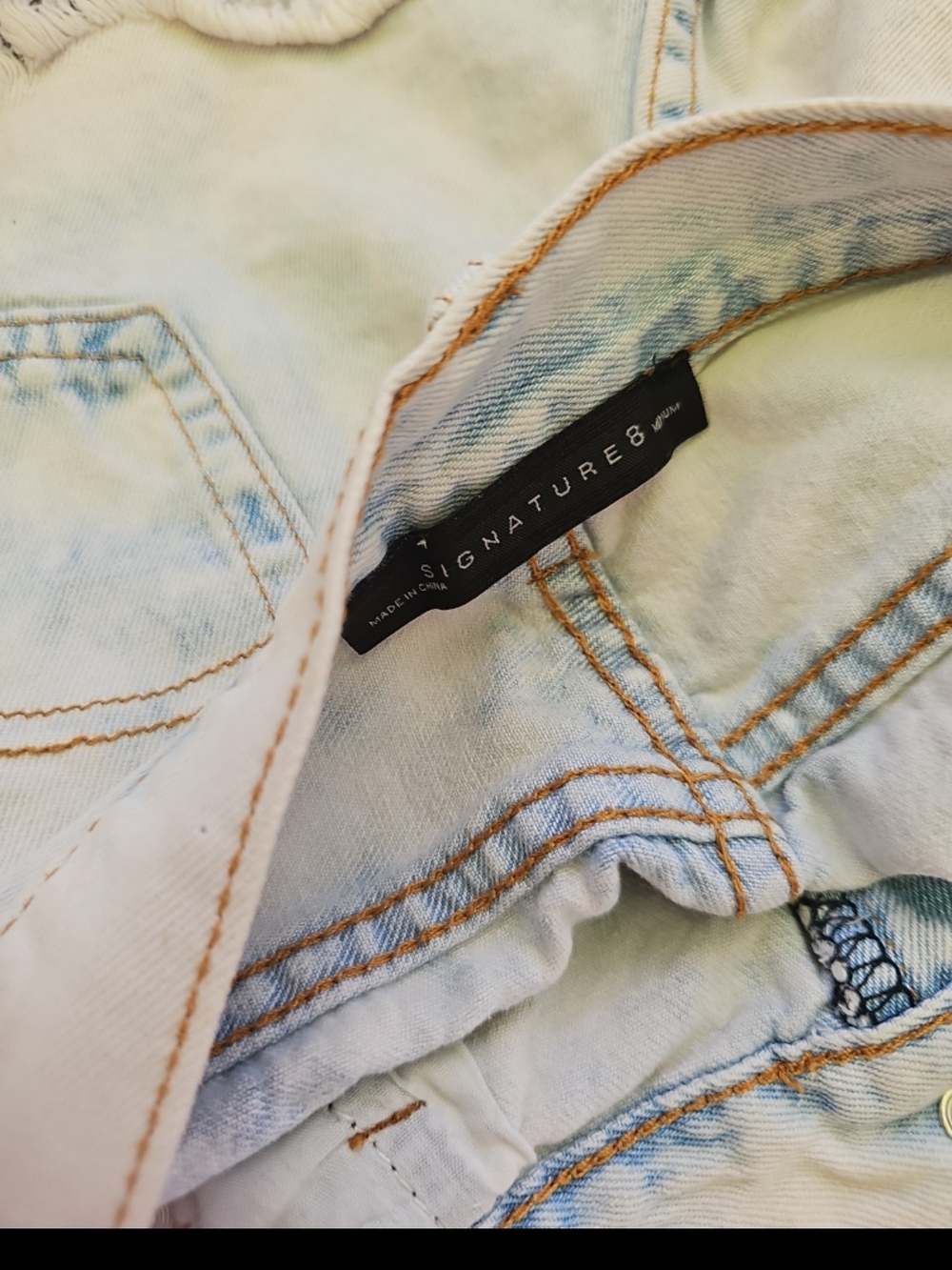 Signature8 Light Wash Denim Shorts with Multicolor Tribal Print - Picture 3 of 3